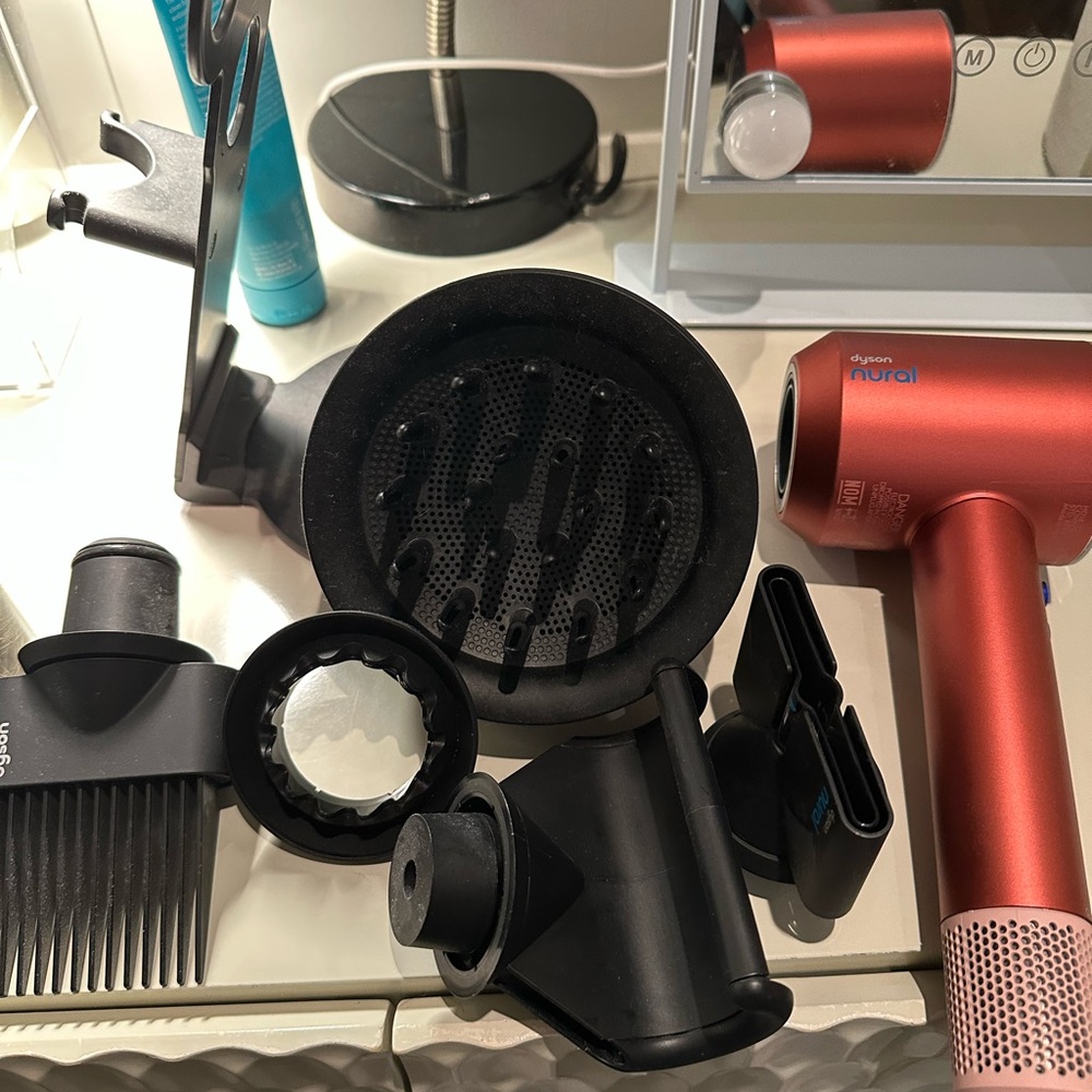 Dyson Supersonic Nural in Bronze/Blush